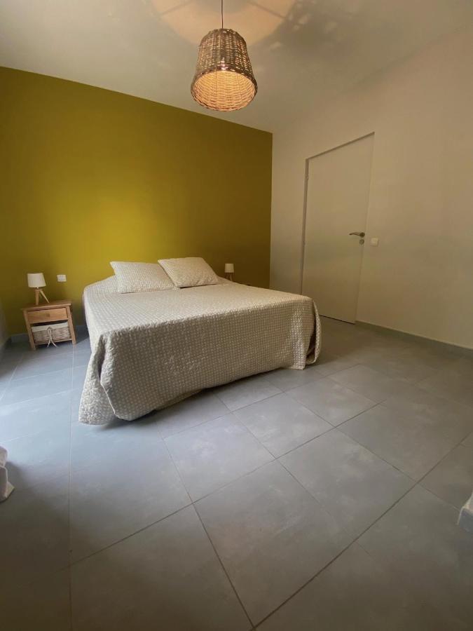 Les Centaurines Bed and Breakfast Saint-Siffret Εξωτερικό φωτογραφία