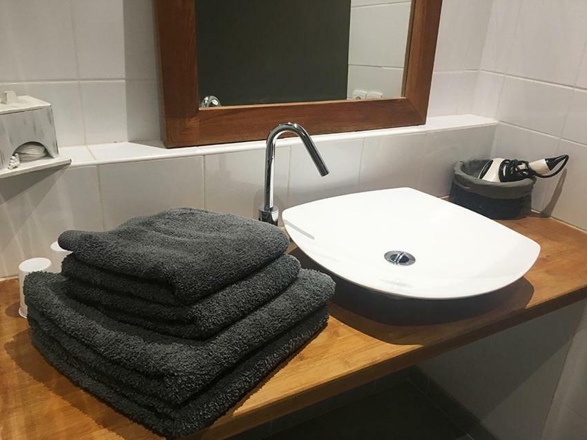 Les Centaurines Bed and Breakfast Saint-Siffret Εξωτερικό φωτογραφία