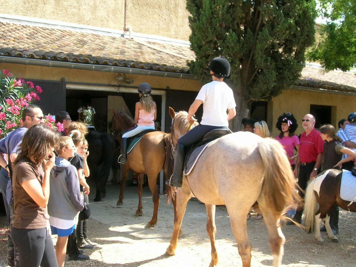 Les Centaurines Bed and Breakfast Saint-Siffret Εξωτερικό φωτογραφία