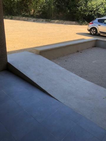 Les Centaurines Bed and Breakfast Saint-Siffret Εξωτερικό φωτογραφία